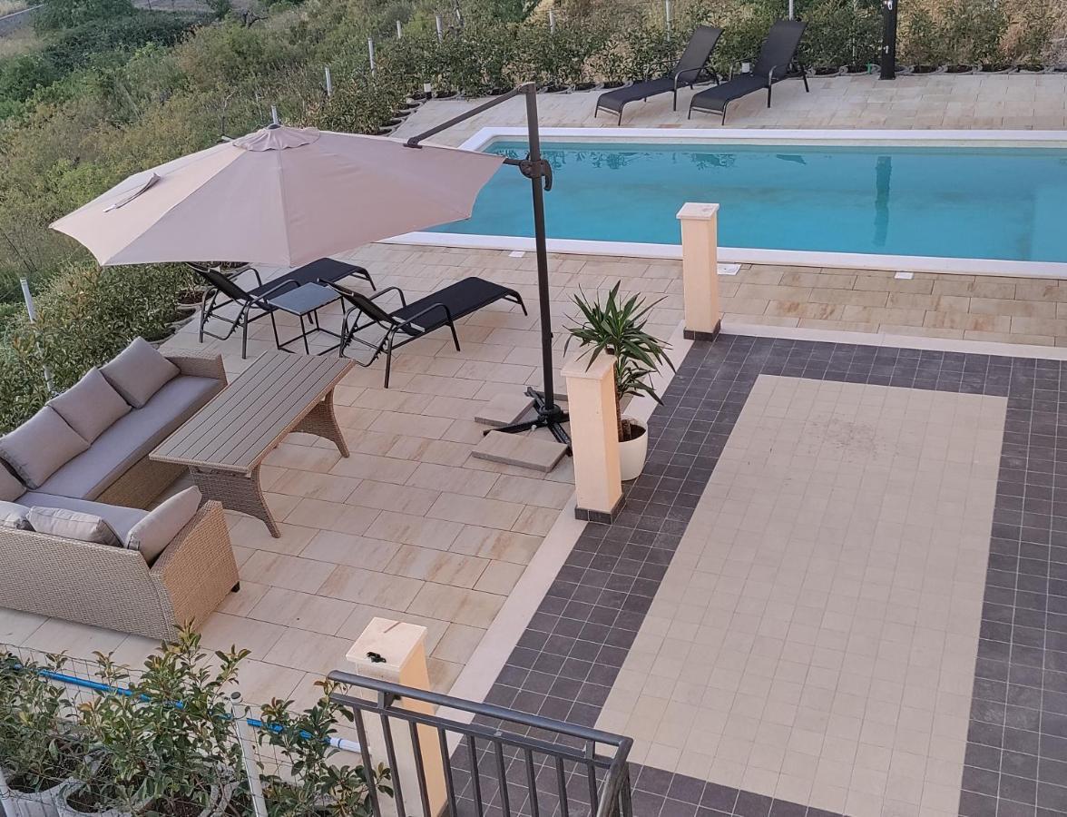 Magi House With Pool Podstrana Exterior foto